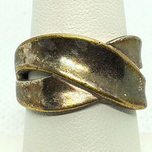Premier Designs Silver & Gold Colored Ring (8)